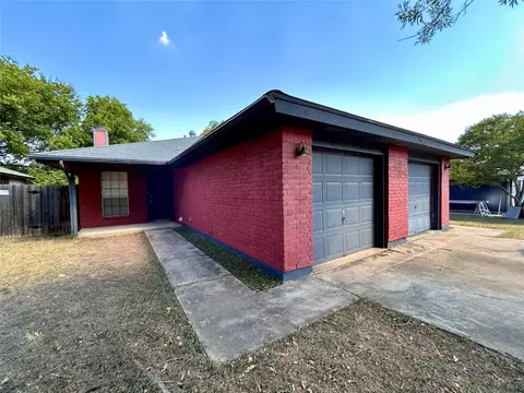 11443 Ptarmigan Dr, Austin, TX 78758