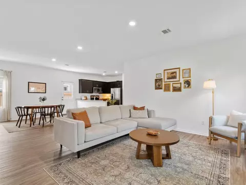 308 Sunfish Ln, Bastrop, TX 78602