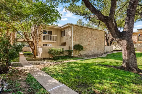 8340 Fathom Cir #303, Austin, TX 78750