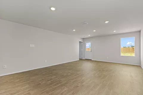 Living - 2203 Loganberry Ln, Luling, TX 78648 photo 3 of 4