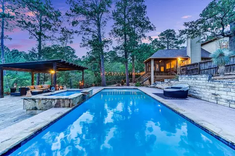 344 Tahitian Dr, Bastrop, TX 78602