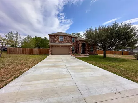 237 Cardinal Dr, Paige, TX 78659