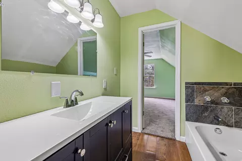 Bath - 122 Dodd Preston Rd, Elgin, TX 78621 photo 2 of 3