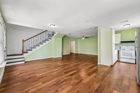 Living - 122 Dodd Preston Rd, Elgin, TX 78621 photo 3 of 7