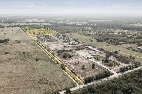 625 Callihan Rd, Luling, TX 78648 photo 23