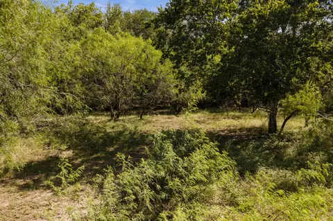 625 Callihan Rd, Luling, TX 78648 photo 22