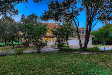 17706 N Rim Dr, Leander, TX 78641