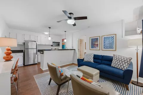 304 E 33rd St #11, Austin, TX 78705