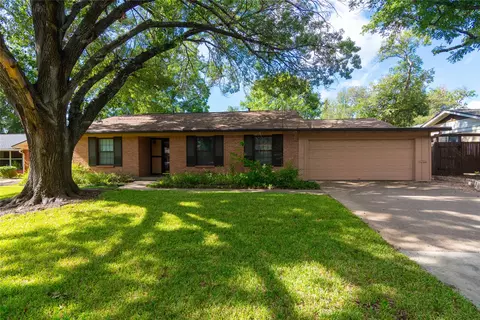 3109 Pinecrest Dr, Austin, TX 78757
