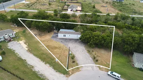 205 Arrowhead Cv, Kyle, TX 78640