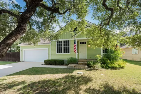 2046 Ridge View Dr, San Marcos, TX 78666