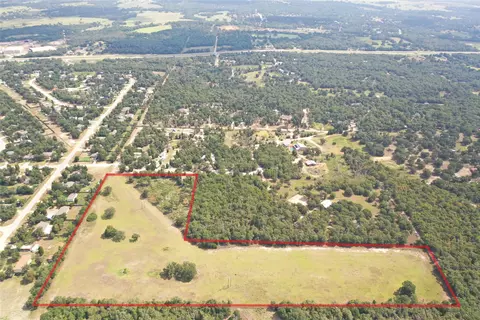 446 Las Lomas Dr, Elgin, TX 78621 photo 5