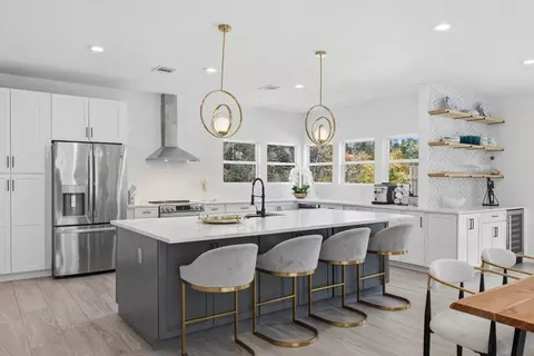 1904 Lakeway Blvd, Lakeway, TX 78734