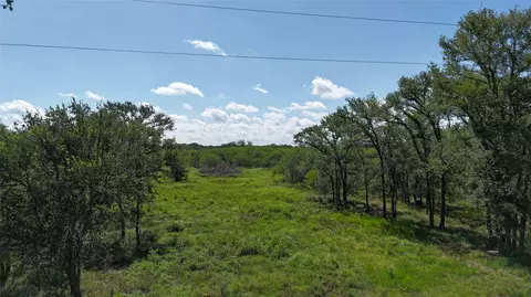 1554 Father Anderds Loop, Flatonia, TX 78941 photo 4
