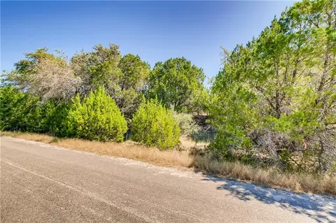 2807 Newton Dr, Lago Vista, TX 78645