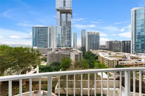 360 Nueces St #1112, Austin, TX 78701
