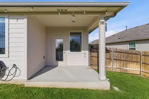 Exterior - 220 Apache Plum Dr, Kyle, TX 78640 photo 4 of 7