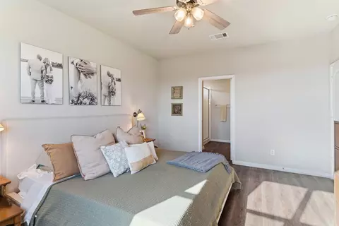 Bedroom - 220 Apache Plum Dr, Kyle, TX 78640 photo 1 of 6