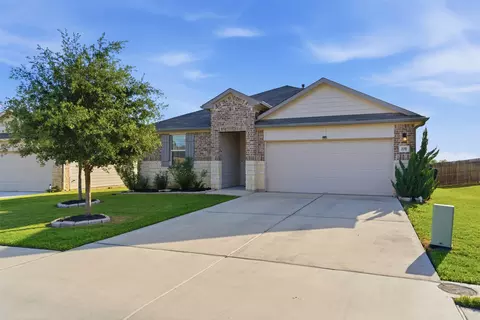 Exterior - 220 Apache Plum Dr, Kyle, TX 78640 photo 1 of 7