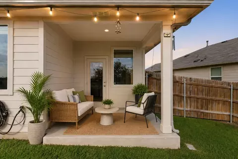 Exterior - 220 Apache Plum Dr, Kyle, TX 78640 photo 3 of 7