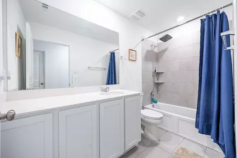 Bath - 1909 Four Waters Loop, Georgetown, TX 78628 photo 3 of 4