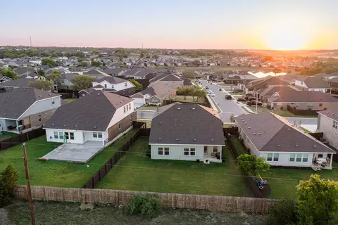 View/Area - 1909 Four Waters Loop, Georgetown, TX 78628 photo 2 of 3