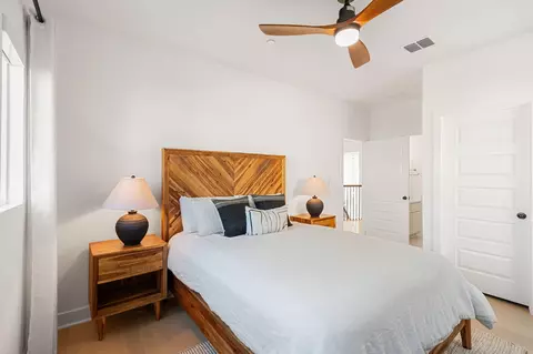 Bedroom - 6220 Sontag Dr, Austin, TX 78738 photo 5 of 6