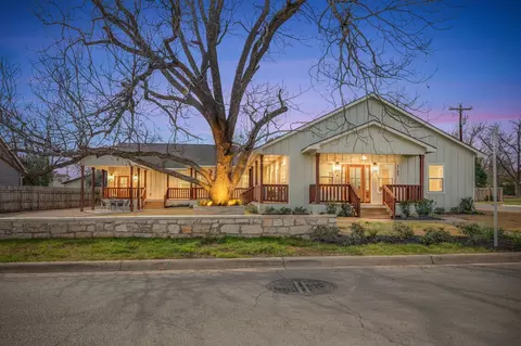2102 S Church St, Georgetown, TX 78626