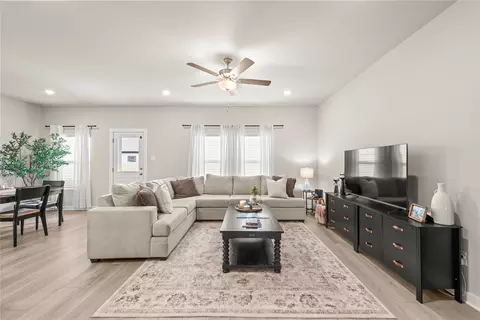 Living - 237 Little Green Trl, Jarrell, TX 76537 photo 1 of 1
