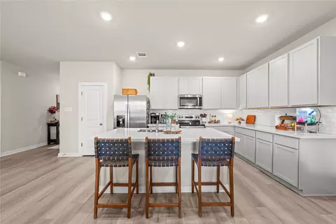 Kitchen - 237 Little Green Trl, Jarrell, TX 76537 photo 1 of 3