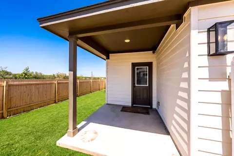 Exterior - 279 Rieber Rd, Kyle, TX 78640 photo 4 of 6