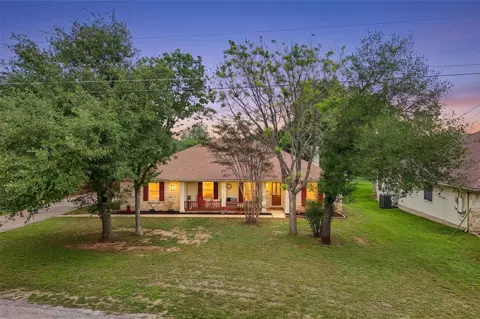 510 Maybrook Dr, Buda, TX 78610