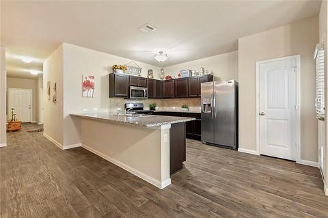 341 Coleto Creek Loop, Kyle, TX 78640 photo 10
