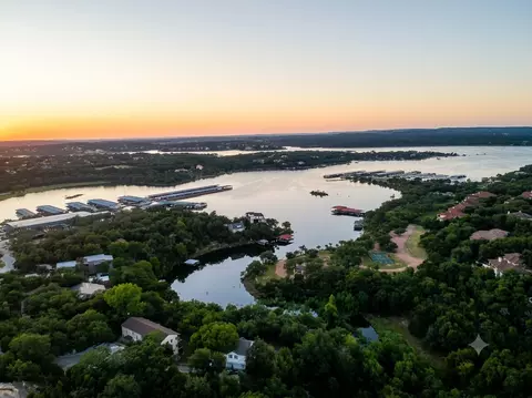 16146 Clara Van St, Lakeway, TX 78734