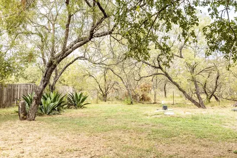 310 Union Hill Rd, Luling, TX 78648 photo 14
