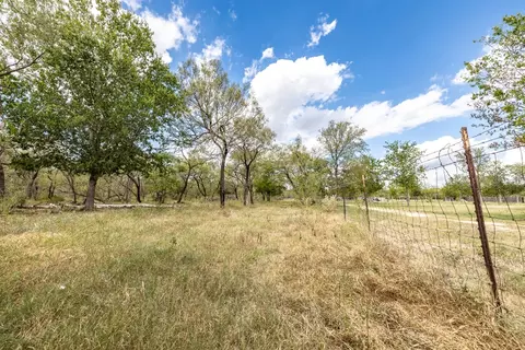 310 Union Hill Rd, Luling, TX 78648 photo 16