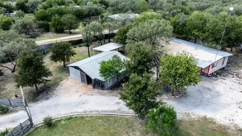 310 Union Hill Rd, Luling, TX 78648 photo 13