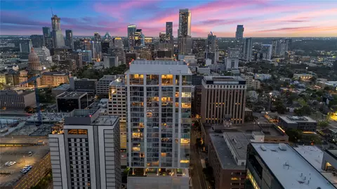 313 W 17th St #2406, Austin, TX 78701