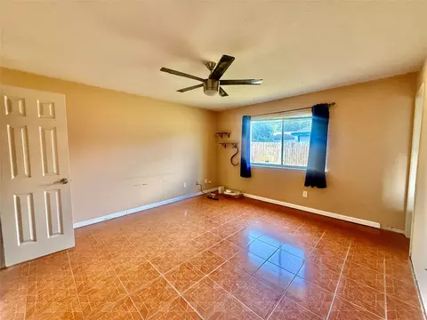 Bedroom - 305 Maple Ln, Elgin, TX 78621 photo 4 of 5