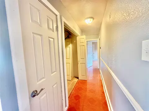 Entry Way - 305 Maple Ln, Elgin, TX 78621 photo 1 of 1