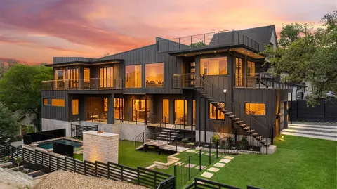 2208 Montclaire St, Austin, TX 78704