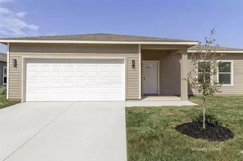 309 Myrtle Rd, Smithville, TX 78957