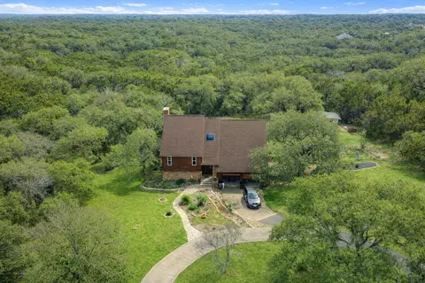 407 Pioneer Trl, San Marcos, TX 78666