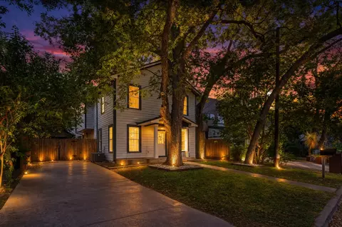 611 W Johanna St, Austin, TX 78704