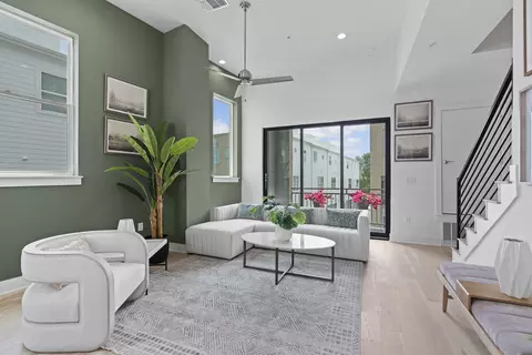 2805 Mccurdy St #10, Austin, TX 78723
