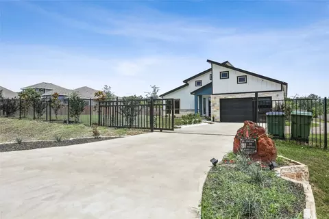 287 La Fortuna Dr, Del Valle, TX 78617