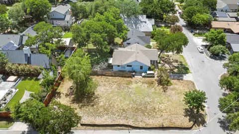 1810 Mohle Dr, Austin, TX 78703