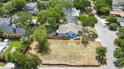 1810 Mohle Dr, Austin, TX 78703