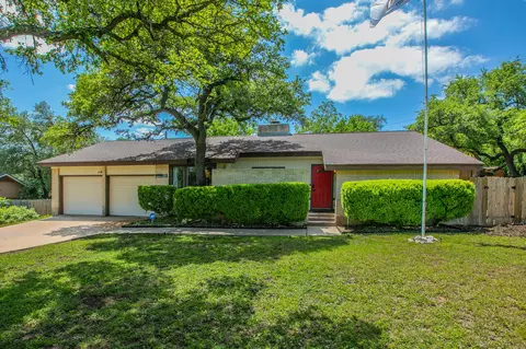 7010 Grove Crest Dr, Austin, TX 78736