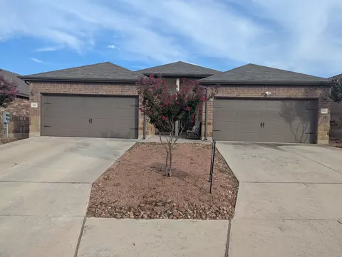 125-127 Joanne Cv, New Braunfels, TX 78130